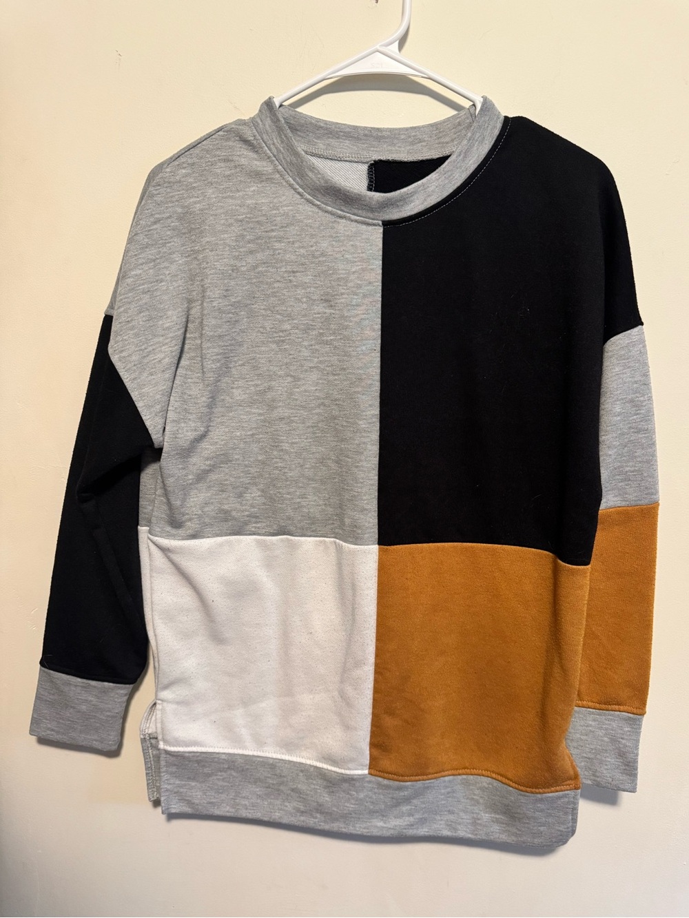 Colorblock Crewneck Sweater - Gray, Black, White & Brown